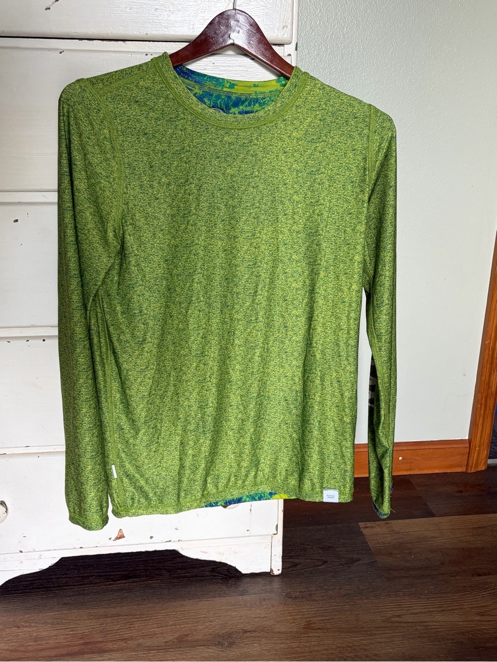 Magellan Outdoors Green Heather Long-Sleeve Performance Tee